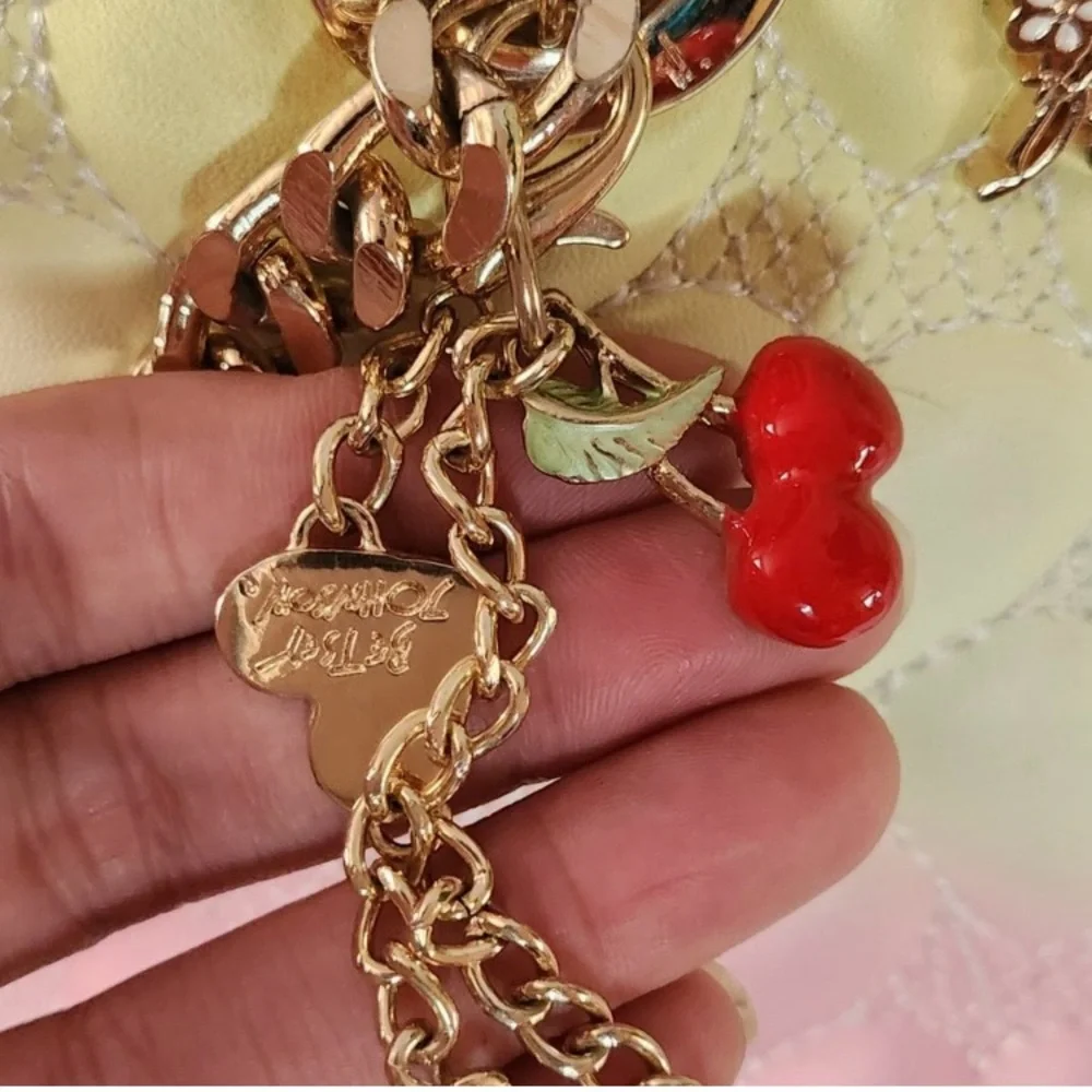 EUC Betsy Johnson Quilted Rainbow Heart Shoulder Bag Cherry Bag Charm In… - Picture 3 of 9